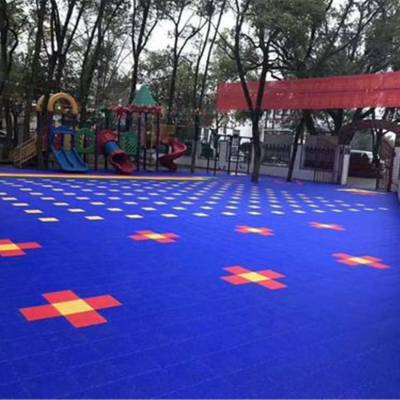 中國供應(yīng)商與廠家 戶外地板采購指南與市場洞察